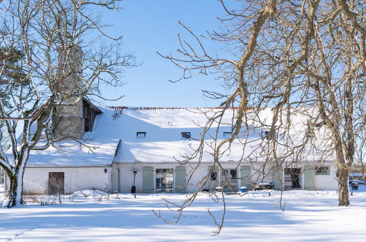 Dagen Haus Guesthouse Orjaku Exteriör bild