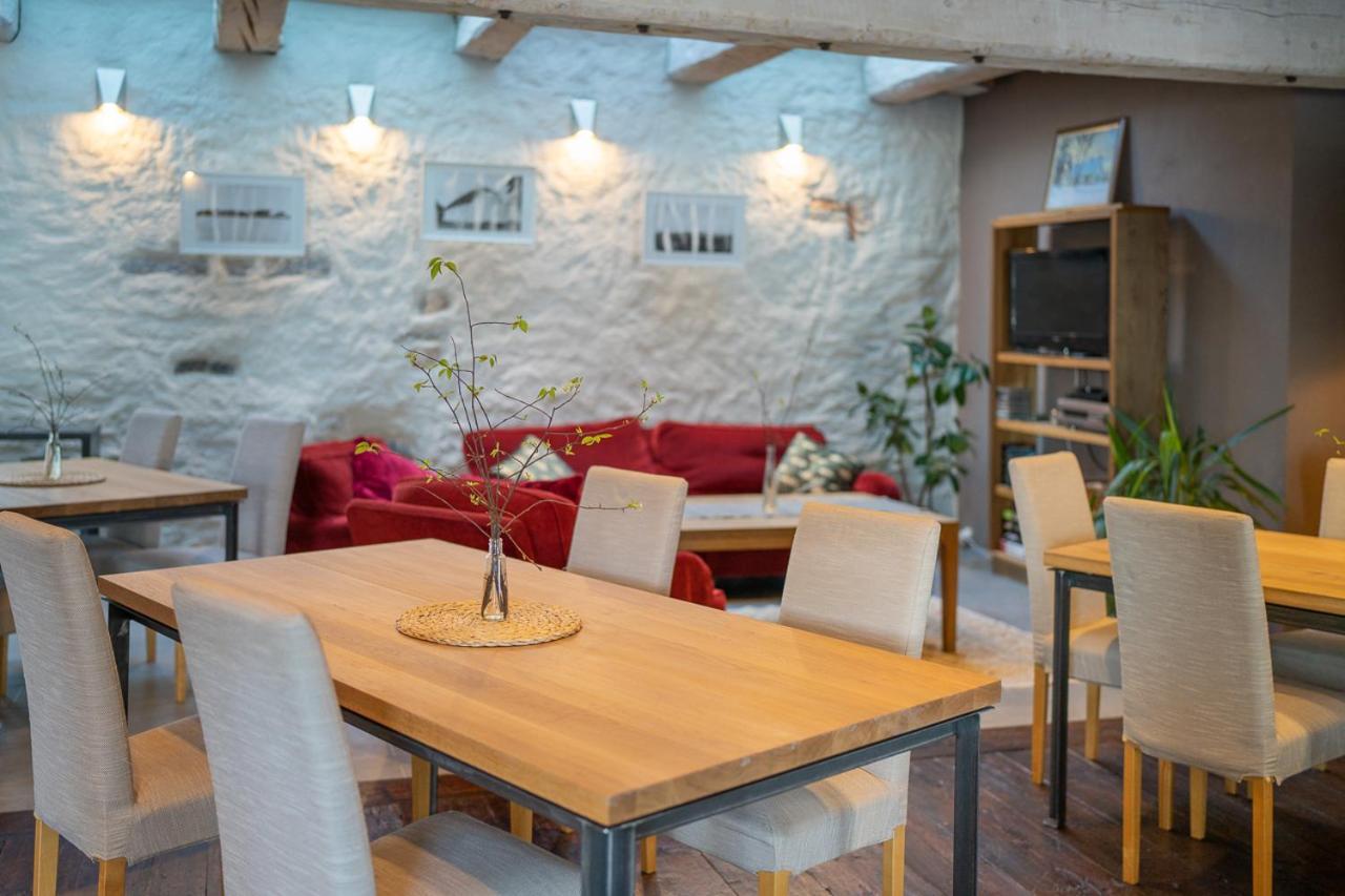 Dagen Haus Guesthouse Orjaku Exteriör bild