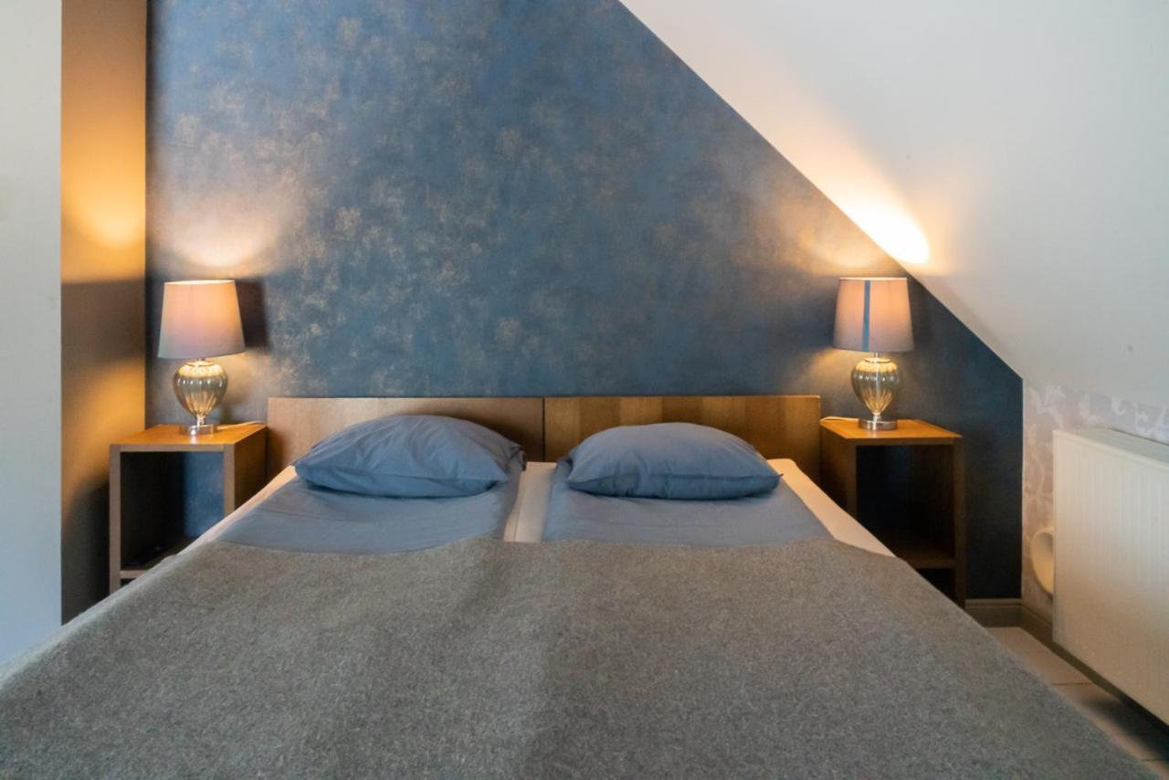 Dagen Haus Guesthouse Orjaku Exteriör bild