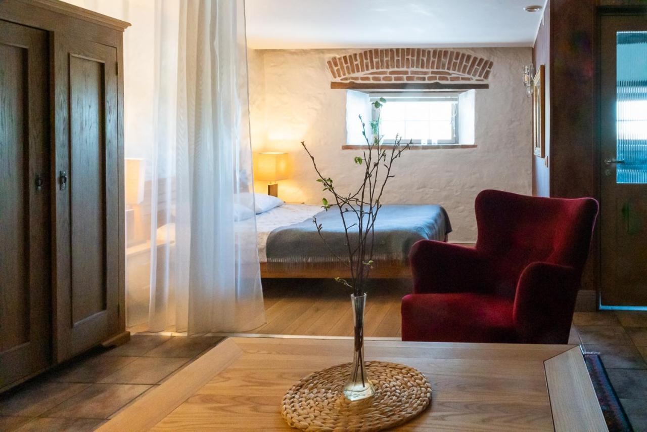 Dagen Haus Guesthouse Orjaku Exteriör bild