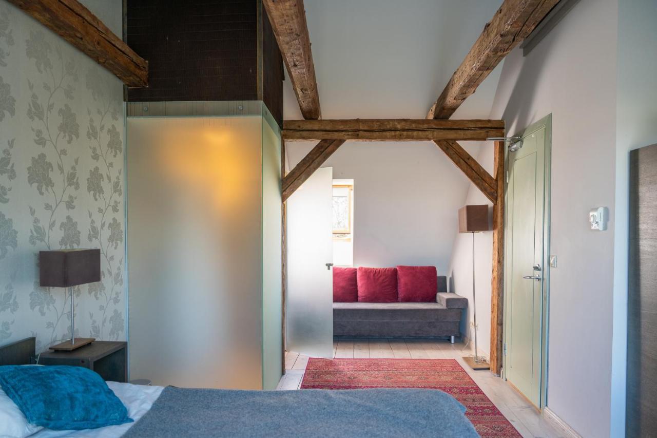 Dagen Haus Guesthouse Orjaku Exteriör bild