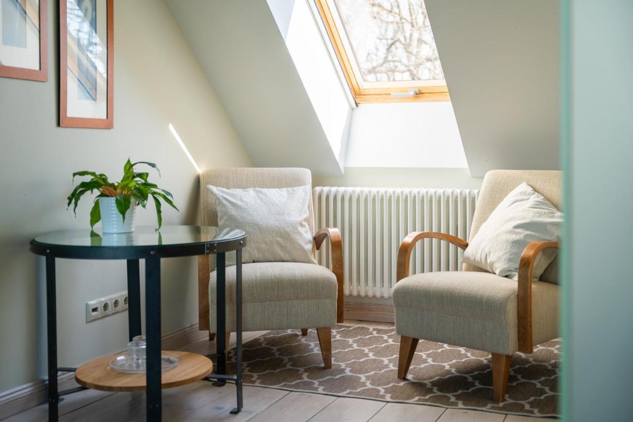 Dagen Haus Guesthouse Orjaku Exteriör bild