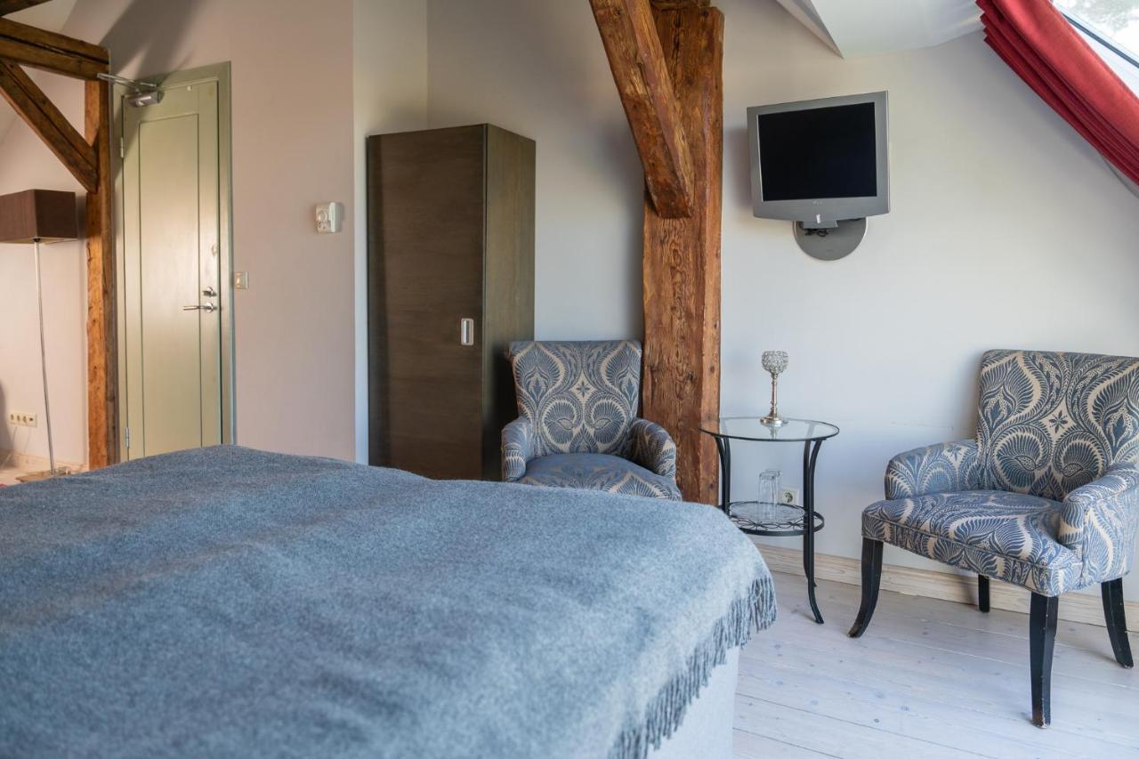 Dagen Haus Guesthouse Orjaku Exteriör bild