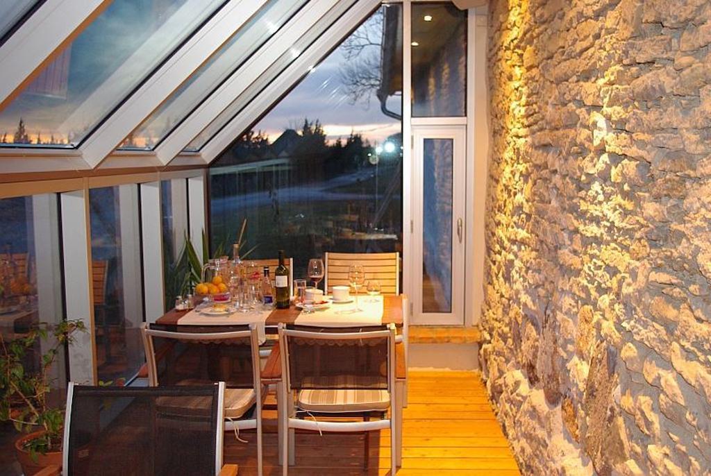 Dagen Haus Guesthouse Orjaku Exteriör bild